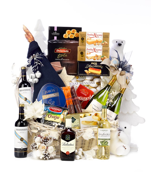 Christmas-Gifts-Hampers