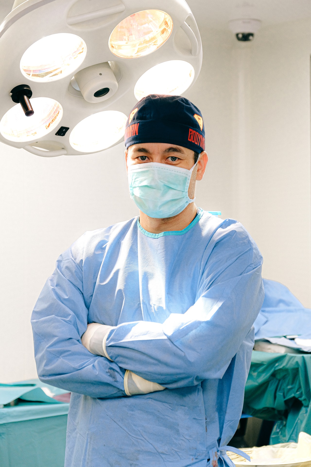 A doctor wearing a surgical mask